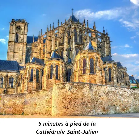 Le Myanmar - Hyper Centre - Parking - 4p Le Mans