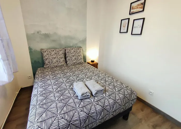 Le Myanmar - Hyper Centre - Parking - 4p Le Mans